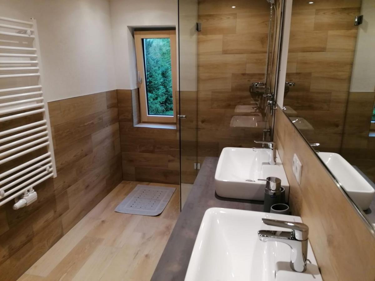 Haus Schloegl Apartman Pfunds Kültér fotó