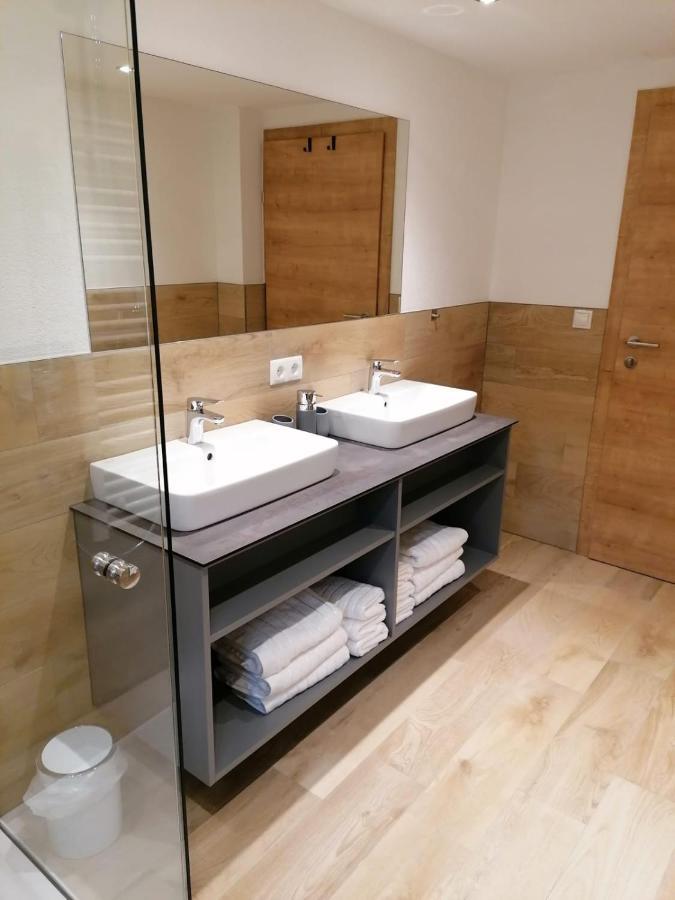Haus Schloegl Apartman Pfunds Kültér fotó